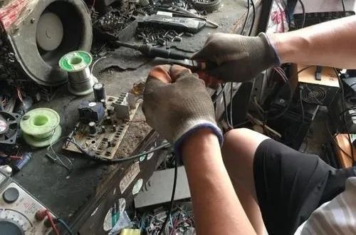 附近修电瓶上门维修电话_附近修电瓶车维修_电瓶附近维修修车电话